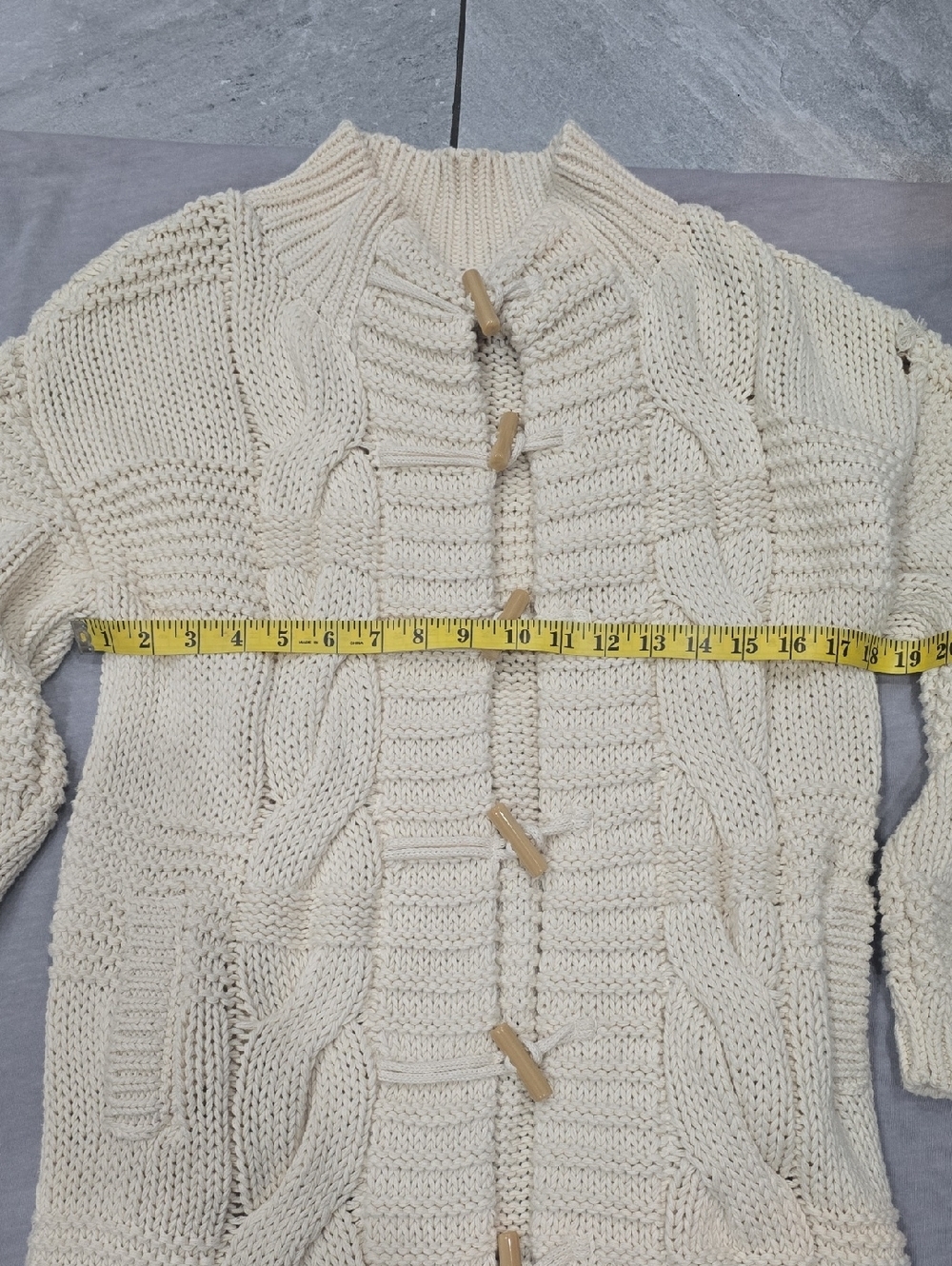 Pilcro Cream Cable Knit Toggle Cardigan(small Damage On The Sleeves) - Picture 4 of 7